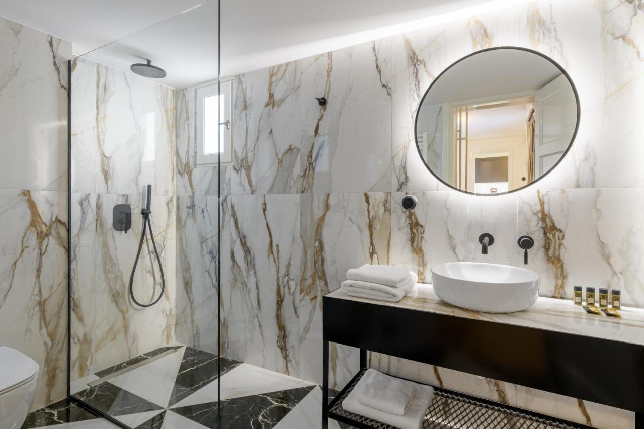 Your 4 Bdrm Dream House Acropolis View & Jacuzzi Афины Экстерьер фото